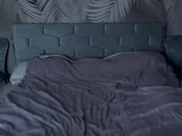 Ulystar  live sex cam