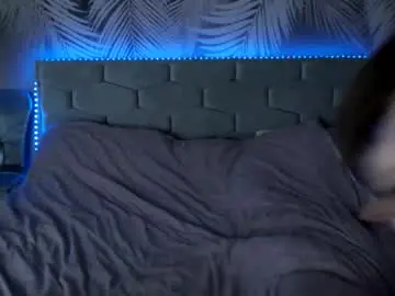 Ulystar  live sex cam