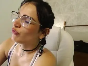 Azahara_18  live sex cam