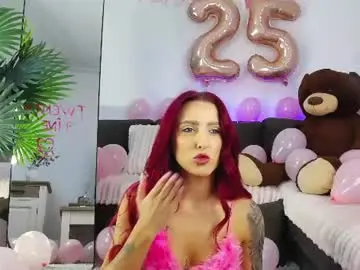Crystallred  live sex cam