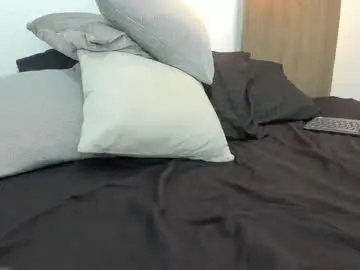 Elia_jackson1  live sex cam