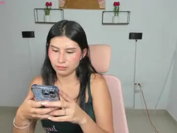 Emily_villamil_  live sex cam
