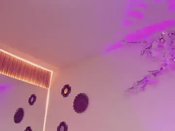 Epika_clark25  live sex cam
