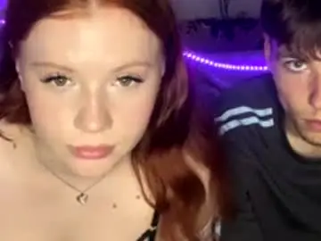 Foxiliana  live sex cam