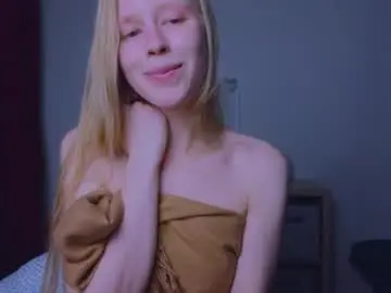 Hihi_im_chloe  live sex cam