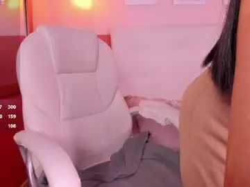 Holy_moon_  live sex cam