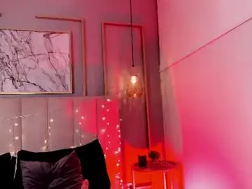 Holy_moon_  live sex cam