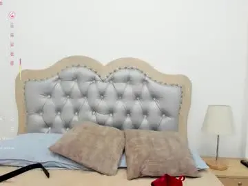 Kira_dubois  live sex cam