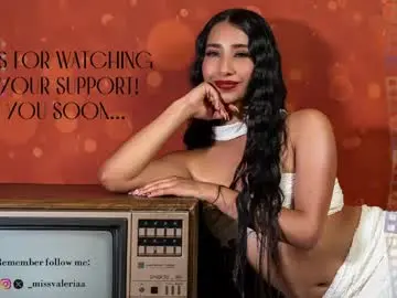 Missvaleriaa  live sex cam