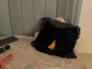 Alexafoxy18  live sex cam