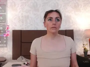 Ava_raye  live sex cam