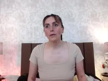 Ava_raye  live sex cam