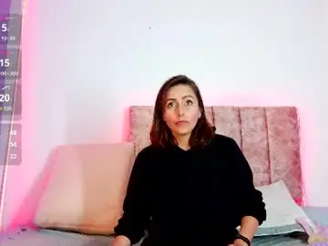 Ava_raye  live sex cam