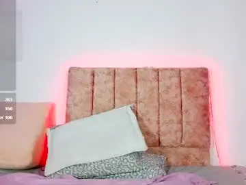 Ava_raye  live sex cam