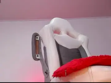 Emilydaft  live sex cam