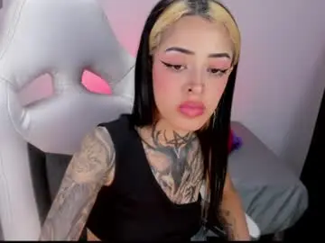 Emilydaft  live sex cam