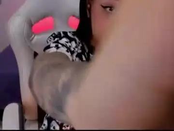 Emilydaft  live sex cam