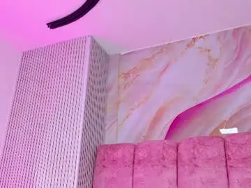 Emma_curvy1  live sex cam