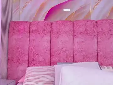 Emma_curvy1  live sex cam