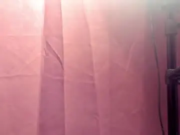 Hellzel_moon  live sex cam
