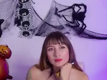 Hellzel_moon  live sex cam