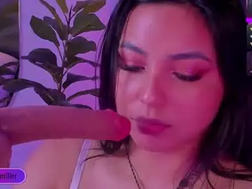 Lunamiller_01  live sex cam