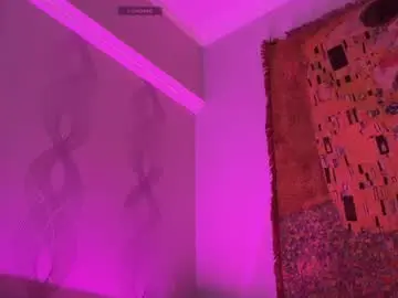 Mirrorofsoul  live sex cam