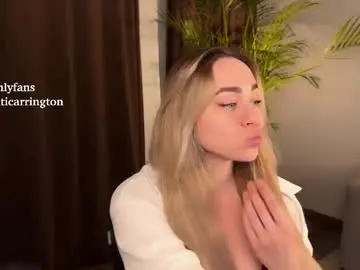 Tatti_1  live sex cam