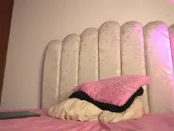 Valentina_king18  live sex cam