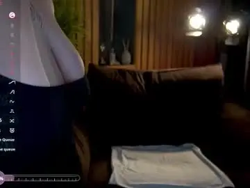 Zarareign_  live sex cam