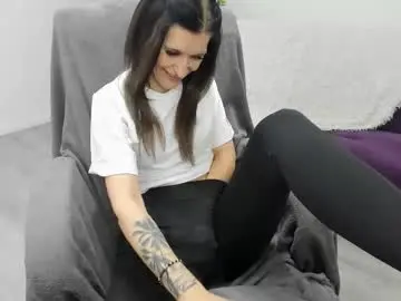 Arya_anna  live sex cam