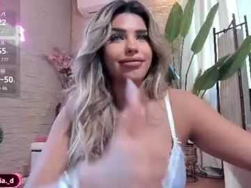 Bella_posh  live sex cam