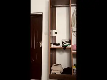 Bettyhere4you  live sex cam