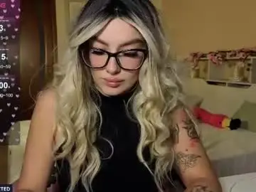 Emily_tyler19  live sex cam