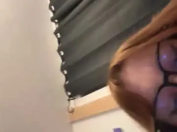 Jamiebabie2  live sex cam