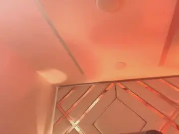 Mia_pembroke_  live sex cam