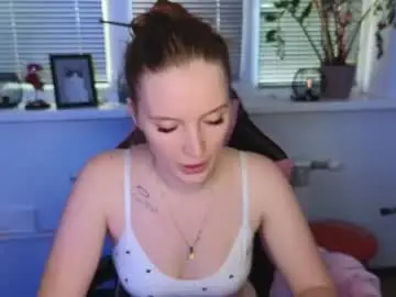 Playful_mary  live sex cam