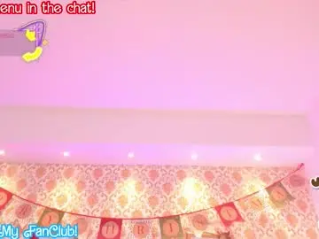 Saraavila_  live sex cam