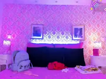 Saraavila_  live sex cam