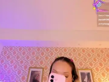 Saraavila_  live sex cam