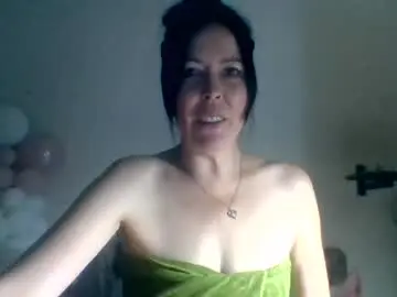 Ally46x  live sex cam