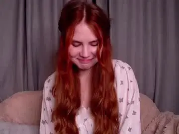 Asterine  live sex cam