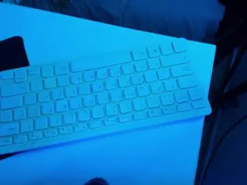 Britanny_jones1  live sex cam