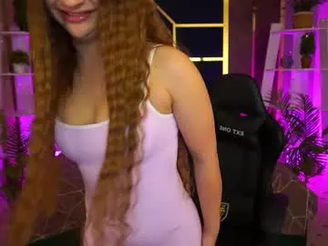 Carollynee  live sex cam