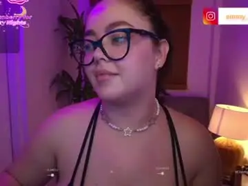 Emmy_peach1  live sex cam