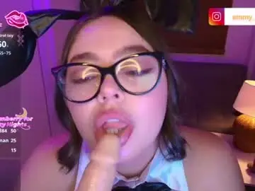 Emmy_peach1  live sex cam
