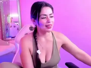 Ivonne_pier_x  live sex cam