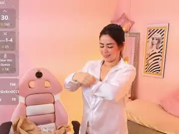 Ivonne_pier_x  live sex cam