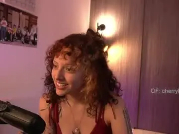 Kinky_mj  live sex cam