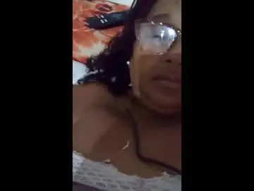 Luna218799  live sex cam